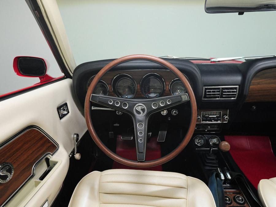  Shelby GT350 1969 года  (фото 5 из 17)